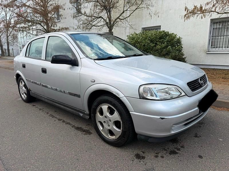 Gebraucht Opel Astra 100 PS (73 kW) 2000 Grau Limousine
