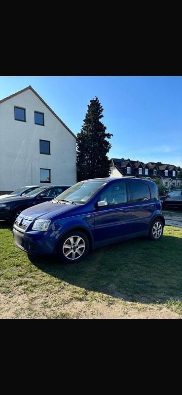 Gebraucht Fiat Panda 101 PS (74 kW) 2010 Blau Kleinwagen