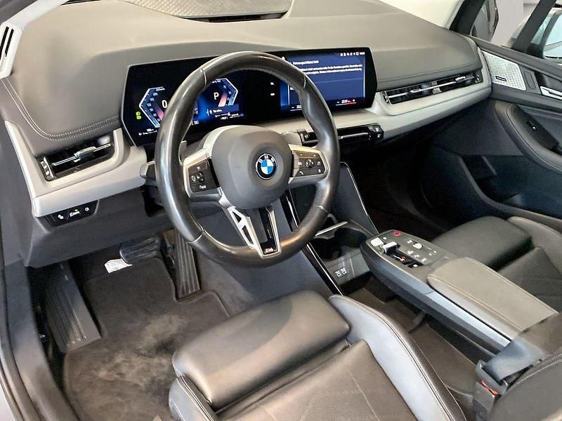 Gebraucht BMW 220 Active Tourer Sport Line 156 PS (114 kW) 2023 Grau Van / Kleinbus