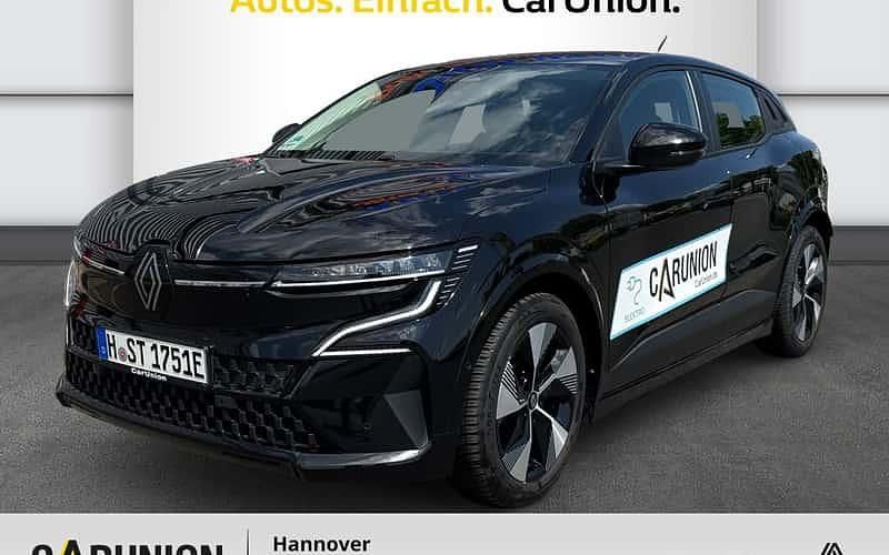 Black pearl metallic Gebraucht 2022 Renault Mégane Equilibre Limousine | 26.995 € (Etwas zu teuer) - Bild 1/4