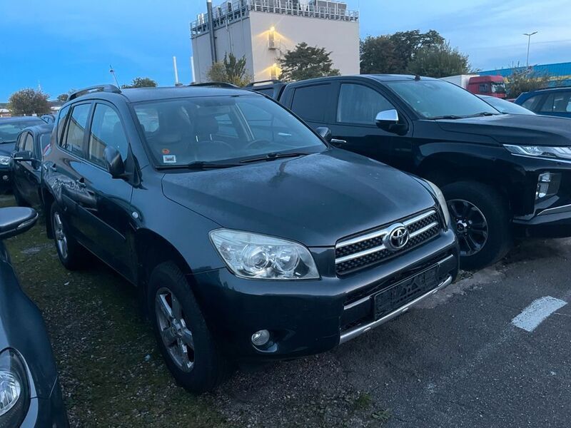 Grau Gebraucht 2006 Toyota RAV4 Sol SUV | 6.499 € - Bild 1/4