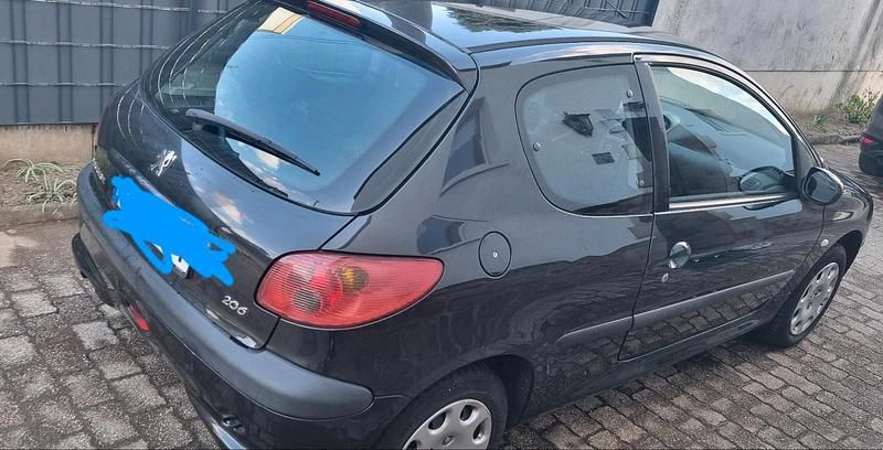 Gebraucht Peugeot 206 75 PS (55 kW) 2004 Schwarz Kleinwagen