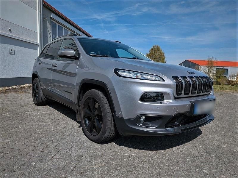 Gebraucht Jeep Cherokee Night Eagle 200 PS (147 kW) 2017 Grau SUV