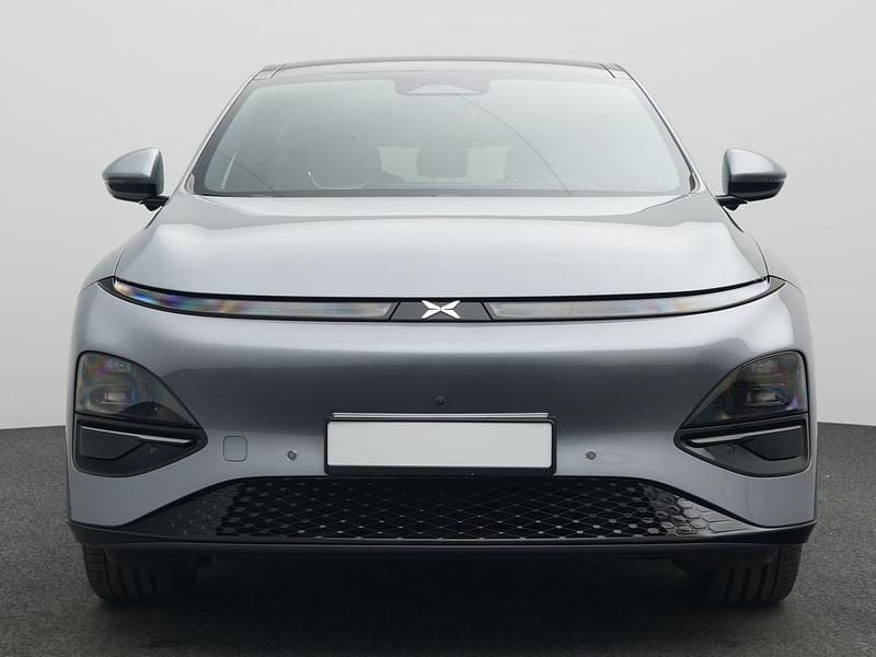 Neu XPENG G6 358 kW (487 PS) 2026 Graphite gray SUV