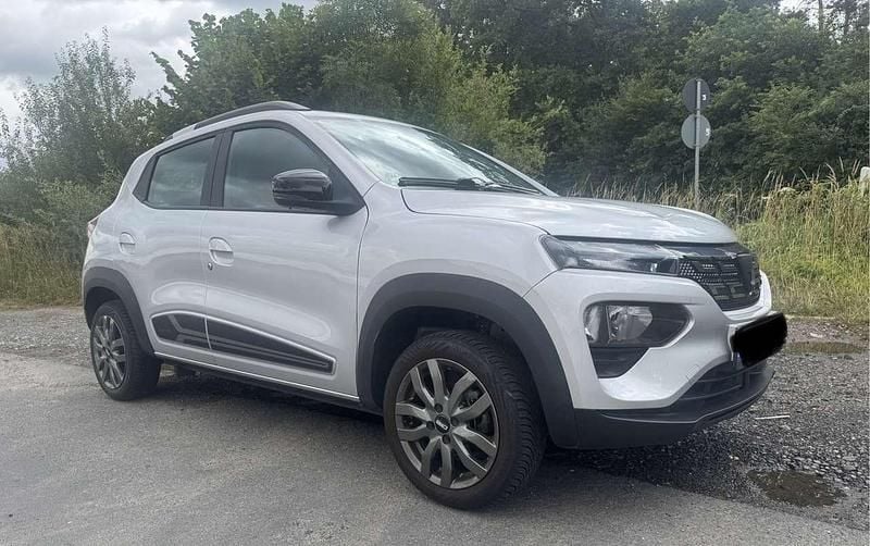 Gebraucht 2022 Dacia Spring Comfort Plus Kleinwagen | 9.800 € (Guter Preis) - Bild 1/4