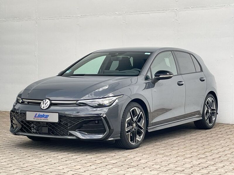 Usata VW Golf VIII Style 150 CV (110 kW) 2024 Grigio Berlina