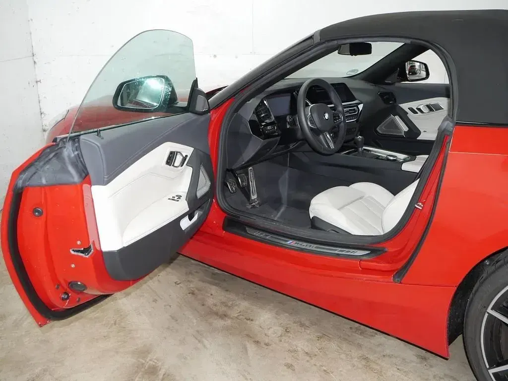 Gebraucht BMW Z4 Pure Impulse 340 PS (250 kW) 2025 San francisco rot Cabrio