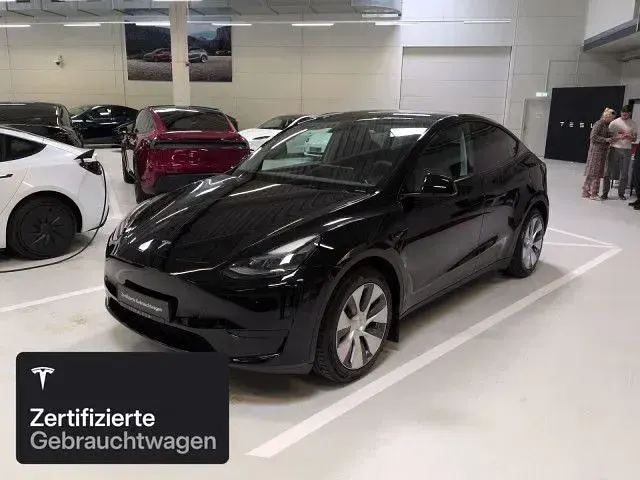 Gebraucht Tesla Model Y RWD 203 kW (277 PS) 2023 Schwarz SUV