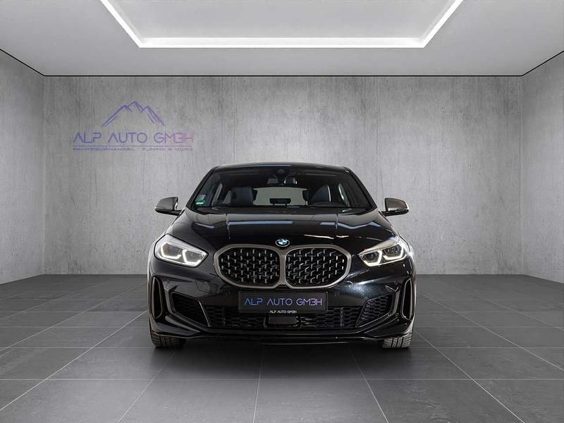 Gebraucht BMW 135 306 PS (225 kW) 2021 Black sapphire metallic Kleinwagen