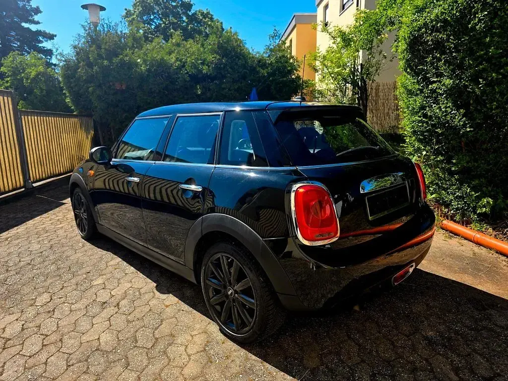 Occasion Mini ONE 102 PK (75 kW) 2017 Zwart Hatchback