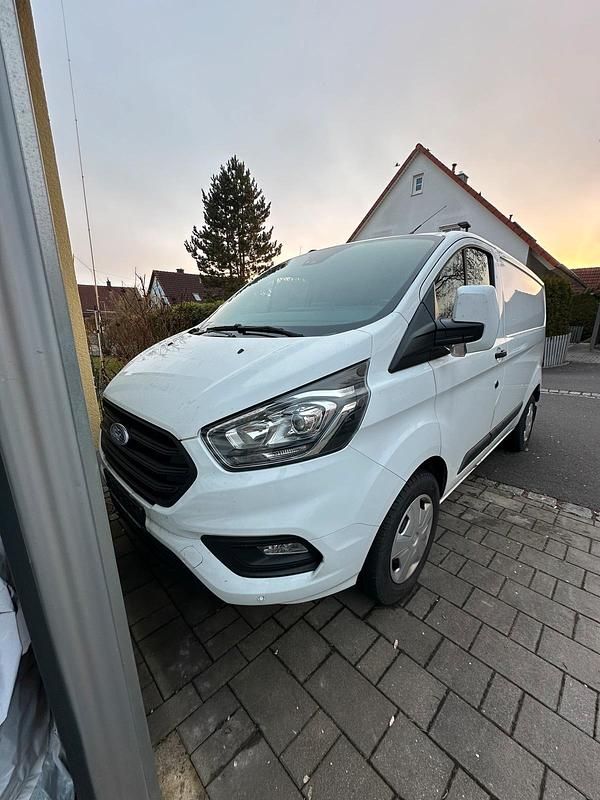Gebraucht Ford Transit Custom Trend 131 PS (96 kW) 2021 Weiß Van / Kleinbus