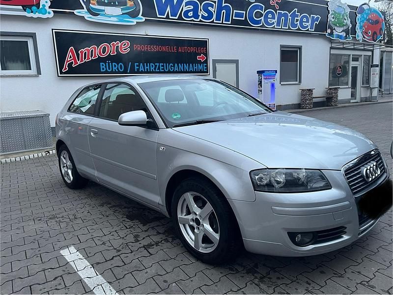 Gebraucht Audi A3 Ambiente 102 PS (75 kW) 2006 Silber Kleinwagen