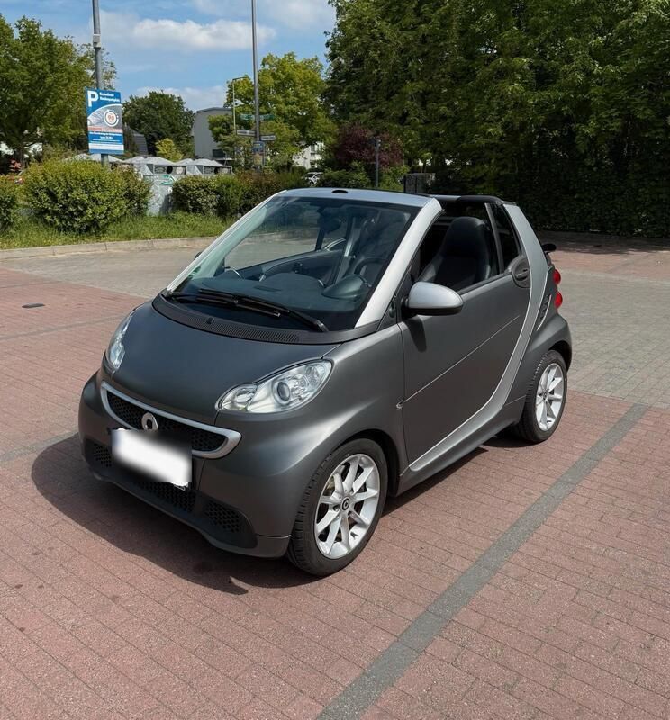 Grau Gebraucht 2012 Smart ForTwo Cabrio Cabrio | 5.000 € (Guter Preis) - Bild 1/4