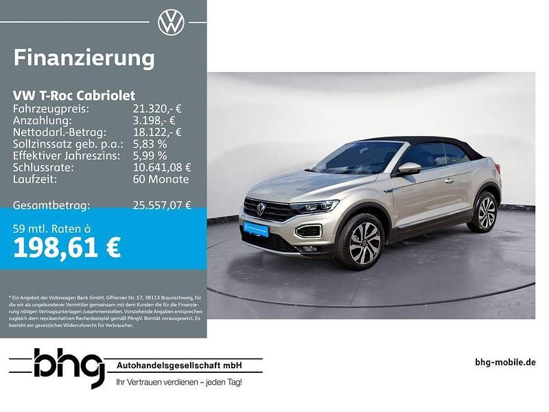 Ivory silver metallic/schwarz Gebraucht 2022 VW T-Roc Cabriolet Active Cabrio | 21.320 € (Fairer Preis) - Bild 1/4