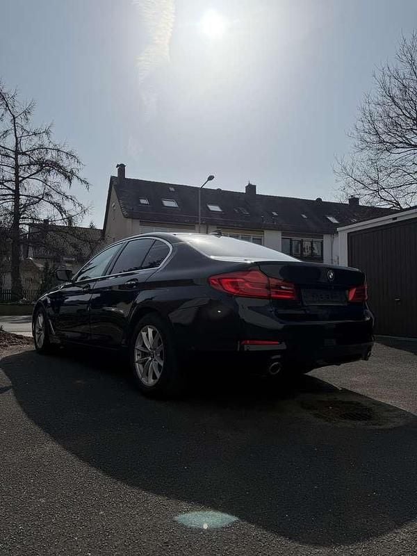 Gebraucht BMW 520 190 PS (139 kW) 2018 Schwarz Limousine