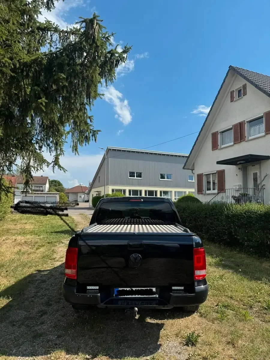 Gebraucht VW Amarok 163 PS (119 kW) 2011 Schwarz Pickup