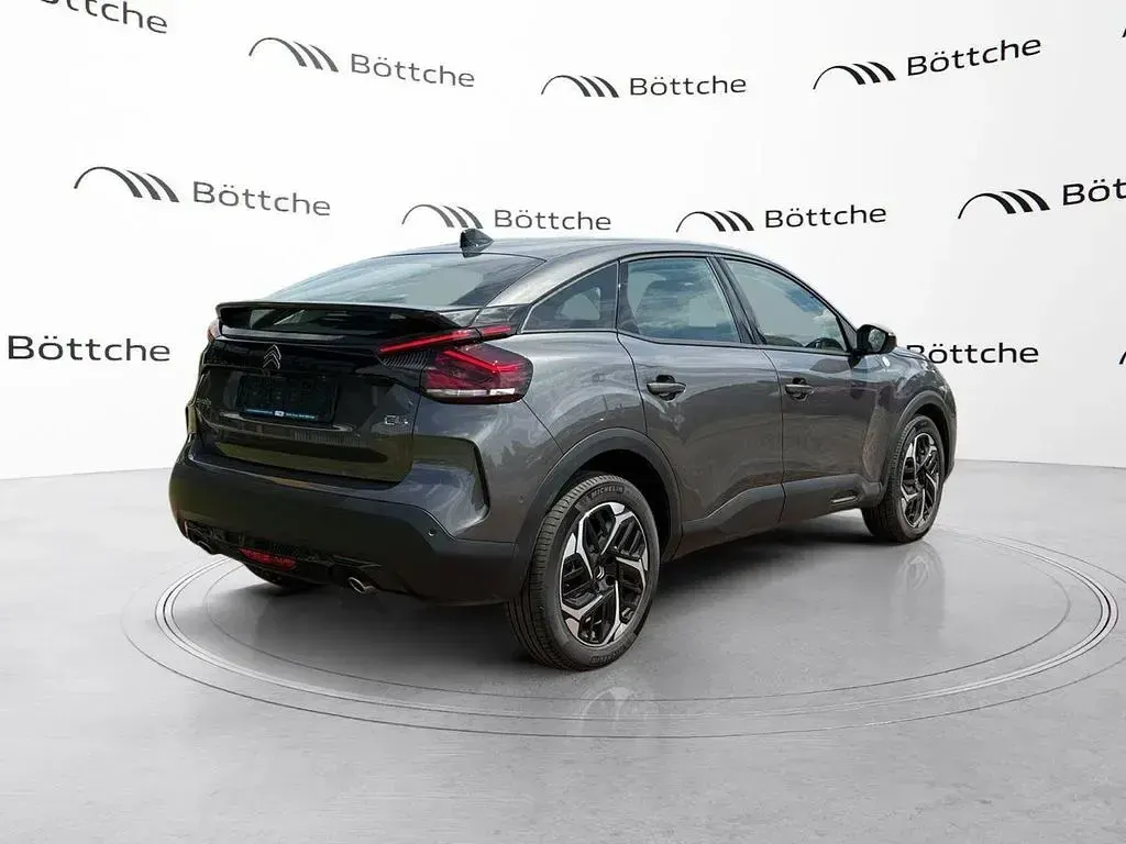 Gebraucht Citroën C4 131 PS (96 kW) 2023 Lackierung platiniumgrau/typ SUV