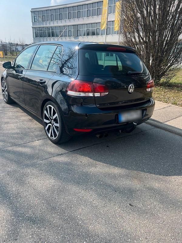 Gebraucht VW Golf VI 110 PS (80 kW) 2009 Schwarz Kleinwagen