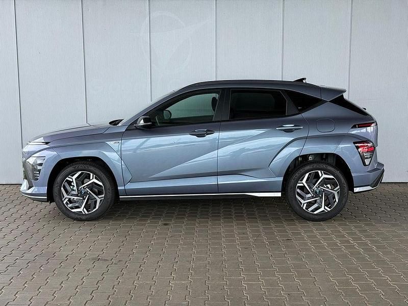 (meta blue) Neu 2025 Hyundai Kona N Line SUV | 29.650 € (Fairer Preis) - Bild 1/4
