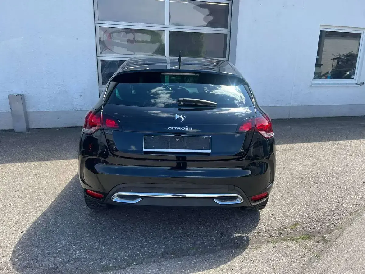 Gebraucht Citroën DS4 So Chic 111 PS (81 kW) 2012 Lackierung schwarz perla nera Kleinwagen