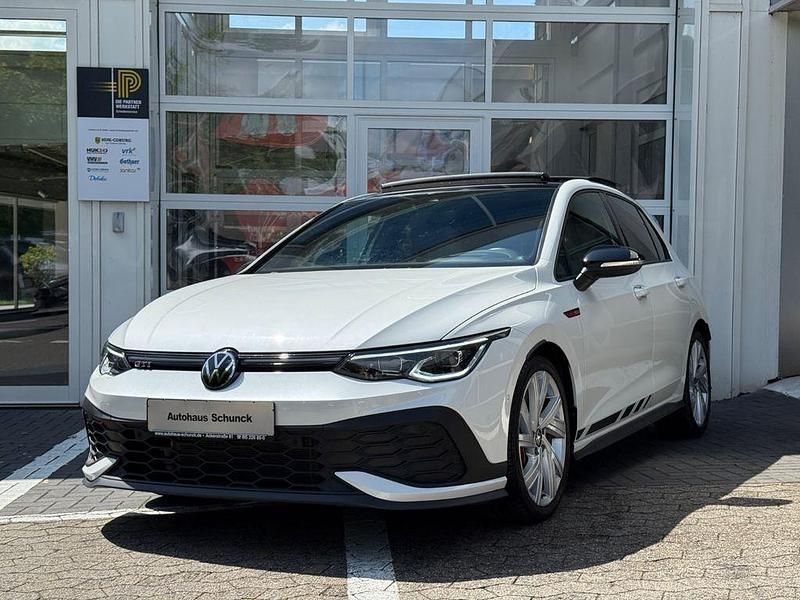 Weiß Gebraucht 2022 VW Golf VIII GTI Clubsport Limousine | 29.990 € (Fairer Preis) - Bild 1/4