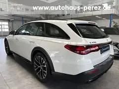 Gebraucht Mercedes E450 381 PS (280 kW) 2023 Weiß Kombi