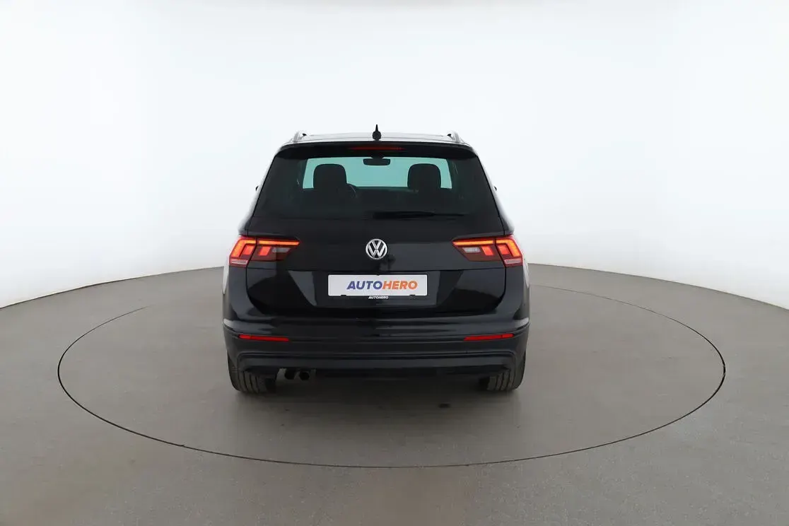 Gebraucht VW Tiguan IQ Drive 150 PS (110 kW) 2019 Schwarz SUV