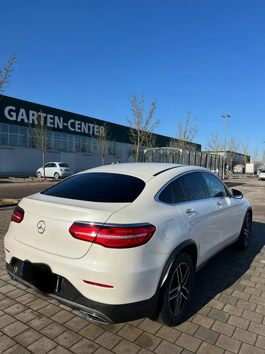Gebraucht Mercedes E250 AMG line 204 PS (150 kW) 2016 Weiß Coupé