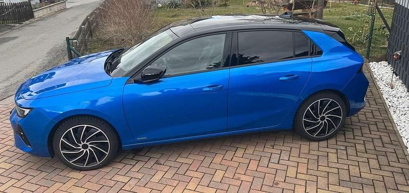 Gebraucht Opel Astra Ultimate 114 kW (156 PS) 2023 Blau Limousine