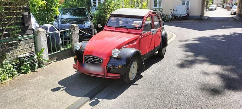 Rot Gebraucht 1986 Citroën C6 Limousine | 5.000 € - Bild 1/4