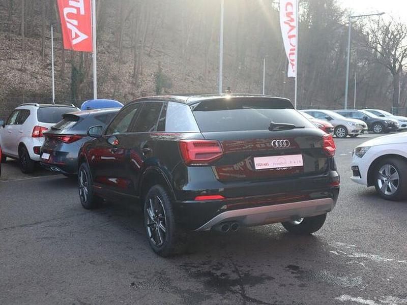 Gebraucht Audi Q2 Basis 150 PS (110 kW) 2018 Schwarz SUV