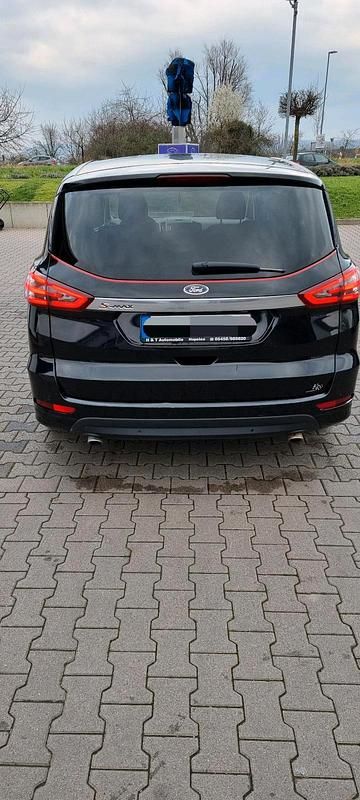 Gebraucht Ford S-MAX S 150 PS (110 kW) 2015 Schwarz Van / Kleinbus
