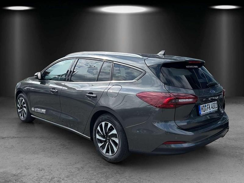 Gebraucht Ford Focus Titanium 125 PS (91 kW) 2025 Carbonized grey Kombi