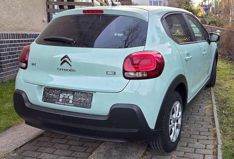 Gebraucht Citroën C3 83 PS (61 kW) 2018 Grün Kleinwagen