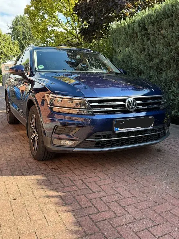 Gebraucht VW Tiguan Comfortline 190 PS (139 kW) 2020 Blau SUV