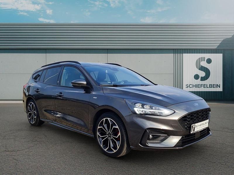 Gebraucht Ford Focus ST-Line X 182 PS (133 kW) 2021 Magneticgrau (metallic) Limousine