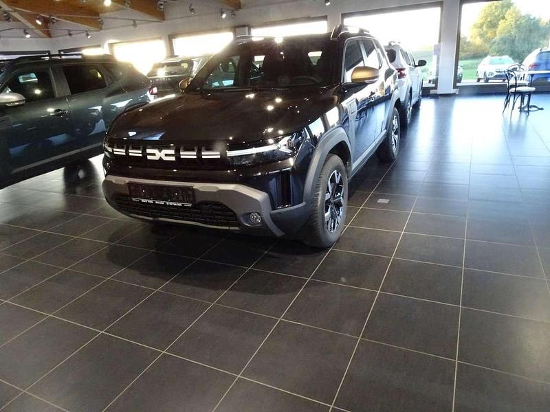 Perlmuttschwarz Neu 2025 Dacia Duster Extreme SUV | 30.200 € (Etwas zu teuer) - Bild 1/4