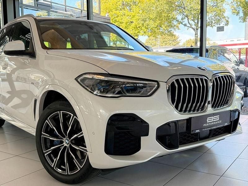 Gebraucht BMW X5 M Sport 286 PS (210 kW) 2022 Mineralweiss SUV