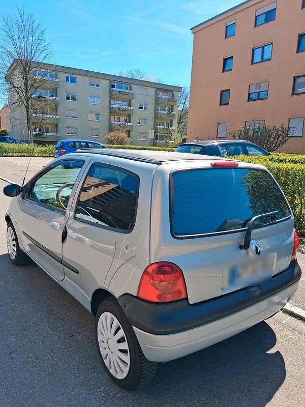 Gebraucht Renault Twingo 58 PS (42 kW) 2006 Silber Kleinwagen