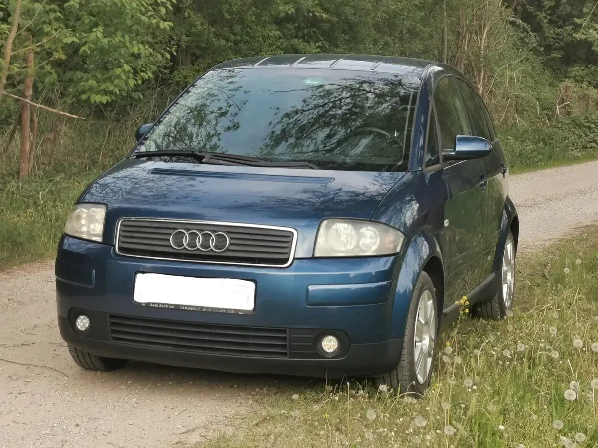 Gebraucht Audi A2 75 PS (55 kW) 2005 Blau Kleinwagen