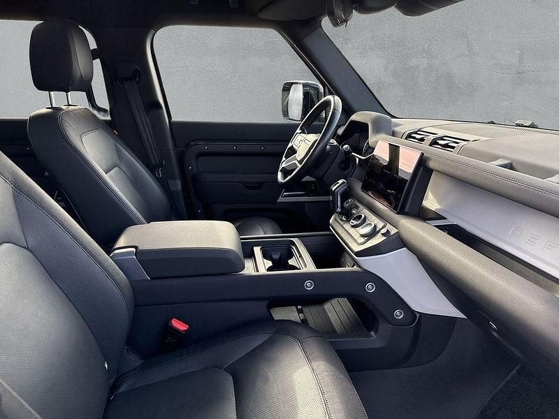 Gebraucht Land Rover Defender SE Dynamic 249 PS (183 kW) 2022 Grau SUV