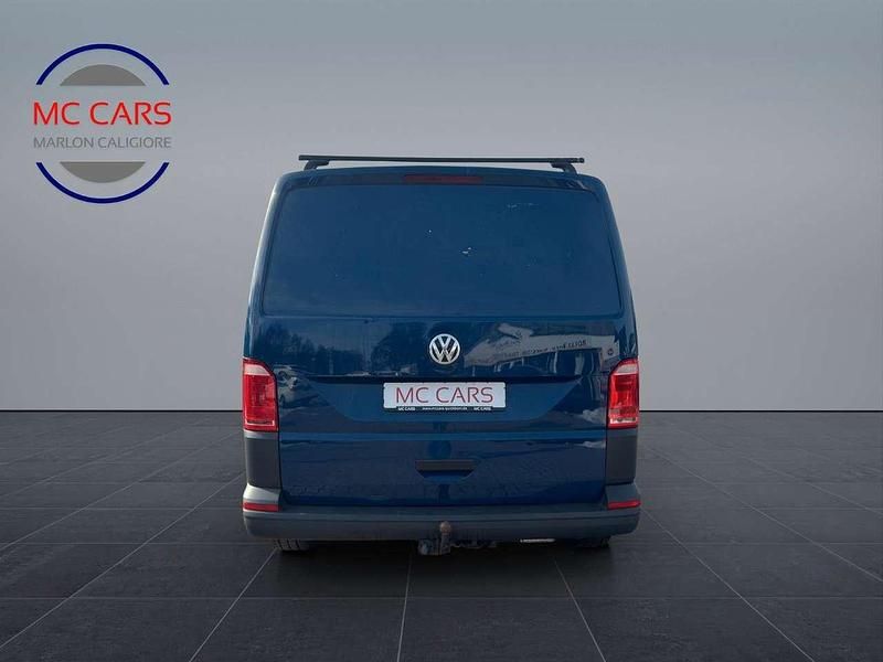 Gebraucht VW Transporter 84 PS (61 kW) 2016 Deep ocean blue Van