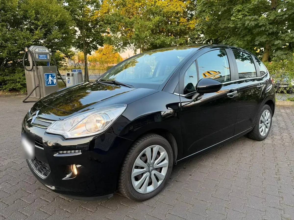 Gebraucht Citroën C3 68 PS (50 kW) 2015 Schwarz Kleinwagen
