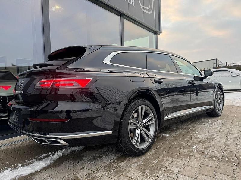 Gebraucht VW Arteon R-line 200 PS (147 kW) 2022 Deep black perleffekt Kombi