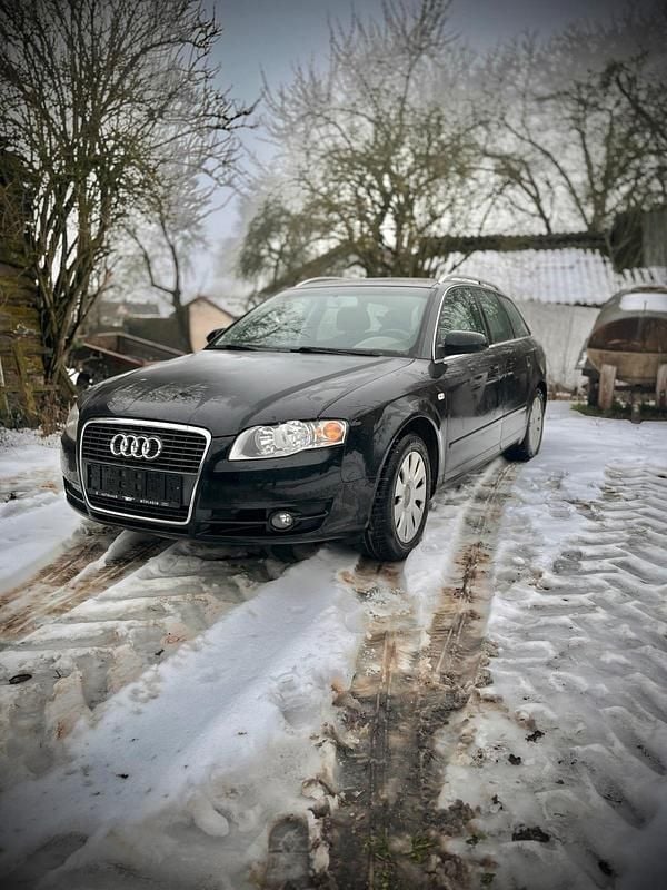 Gebraucht Audi A4 140 PS (102 kW) 2007 Schwarz Kombi