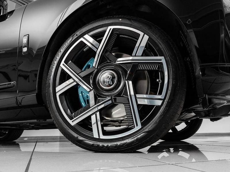 Neu Rolls Royce Cullinan 571 PS (419 kW) 2026 Schwarz SUV