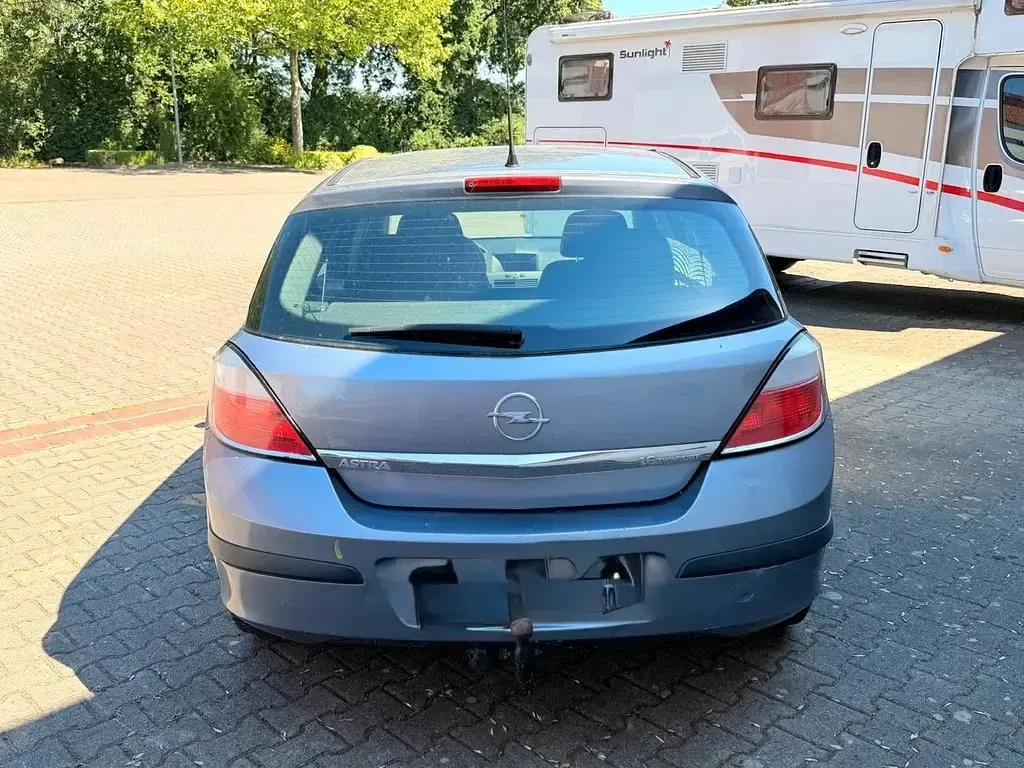 Gebraucht Opel Astra Cosmo 105 PS (77 kW) 2005 Grau Limousine