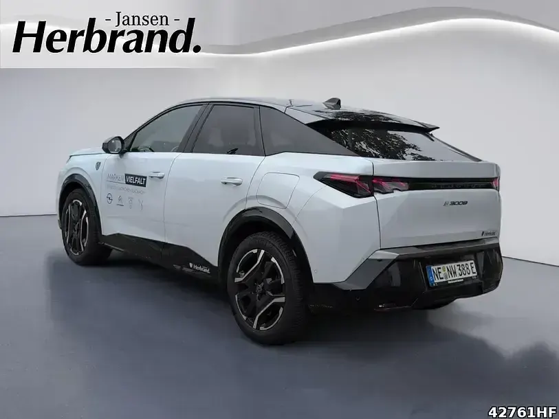 Gebraucht Peugeot e-3008 GTi 157 kW (214 PS) 2024 Weiss/typ aussenverkleidung me SUV