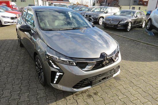 Neu Mitsubishi Colt Intense 91 PS (66 kW) 2025 Grau Limousine