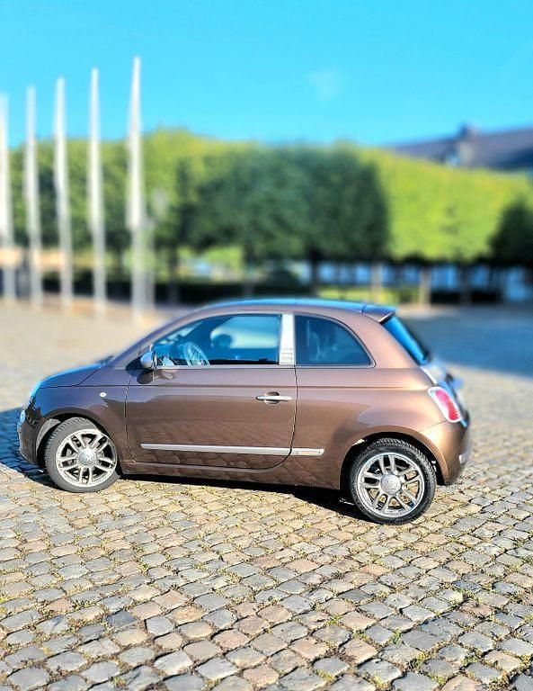 Braun Gebraucht 2011 Fiat 500 Limousine | 6.100 € (Fairer Preis) - Bild 1/4